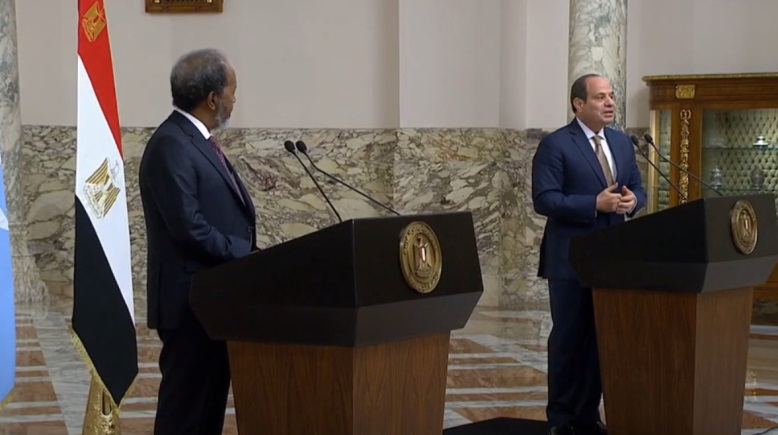 الرئيس السيسي ونظيره الصومالي