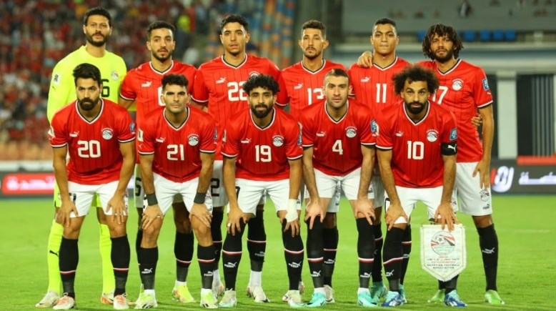 لاعبو المنتخب الوطني