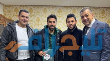 عبد الله السعيد يوقع عقود انتقاله للزمالك