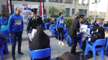 "الشرطة" توزّع هدايا عينية على المواطنين