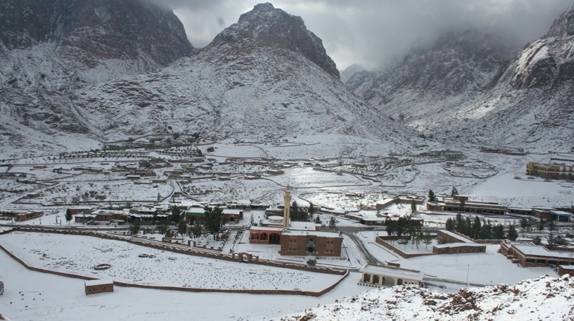  ثلوج على قمم جبل سانت كاترين - أرشيفية 