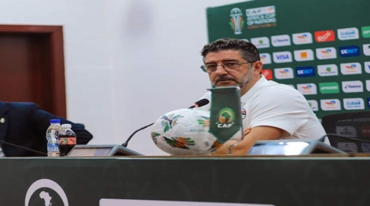 المدير الفني للمنتخب الوطني الأول لكرة القدم روي فيتوريا