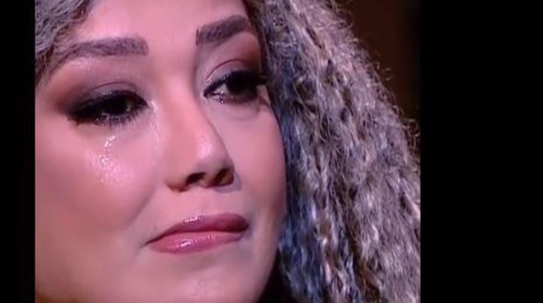  الفنانة شمس