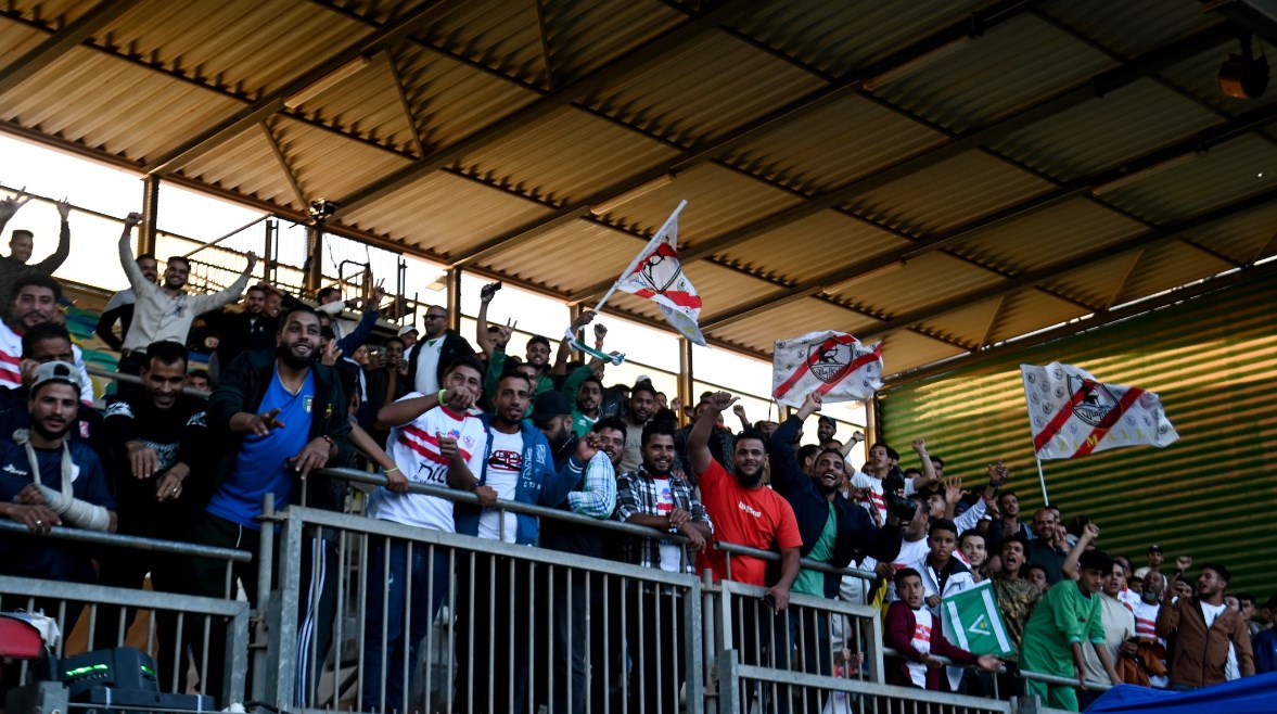 الزمالك يؤازر فريقه