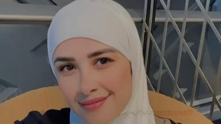 ياسمين عبد العزيز