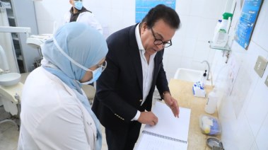 دكتور خالد عبد الغفار وزير الصحة 