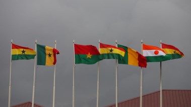 أعلام دول لمجموعة الاقتصادية لغرب أفريقيا "إيكواس"