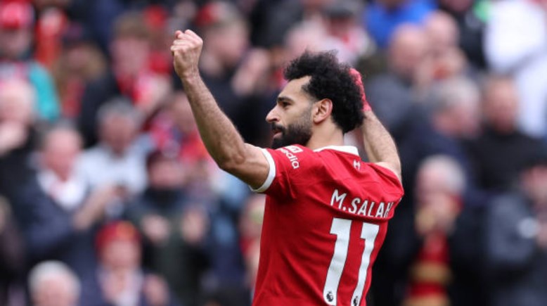 محمد صلاح لاعب ليفربول الإنجليزي 