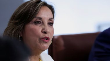 رئيسة بيرو دينا بولوارتي