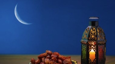 يترقب المسلمون حول العالم شهر رمضان المبارك