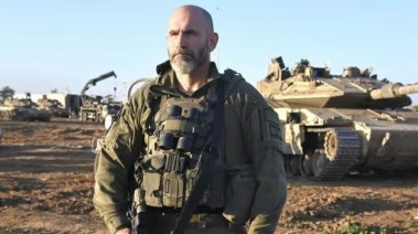 قائد الفرقة 98 بالجيش الإسرائيلي، دان جولدفوس