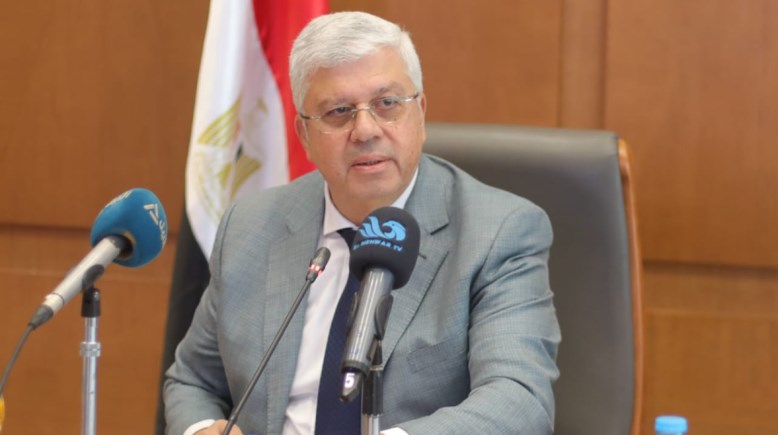 وزير التعليم العالي والبحث العلمي الدكتور أيمن عاشور