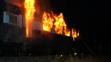 حريق قطار - أرشيفية