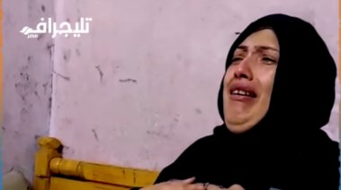 والدة الطفل أحمد الضحية 