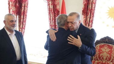 أردوغان وأعضاء حركة حماس