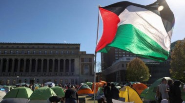علم فلسطين في مظاهرة جامعة كولومبيا