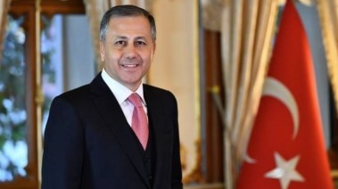 وزير الداخلة التركي علي يرلي كايا