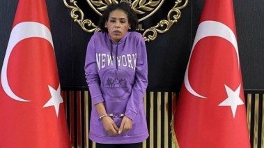 أحلام البشير عقب القبض عليها من قبل السلطات التركية