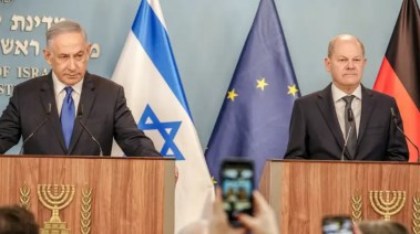 رئيس الوزراء الإسرائيلي بنيامين نتنياهو المستشار الألماني أولاف شولتس