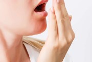 نصائح للتخلص من رائحة الفسيخ والرنجة في الفم 