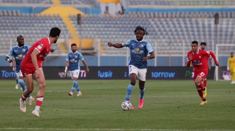 فيستون ماييلي