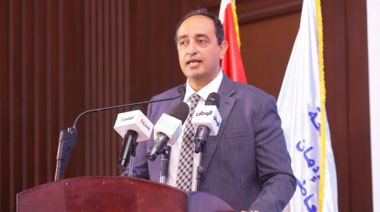 الدكتور عمرو عثمان الدكتور عمرو عثمان