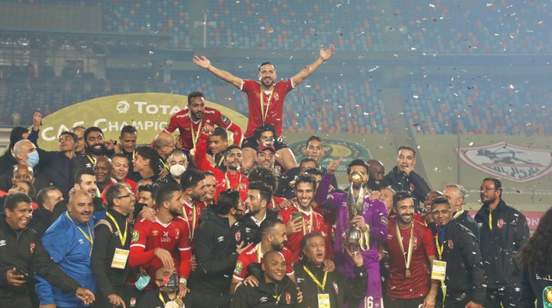صورة أرشيفية - تتويج الأهلي باللقب فى 2020   