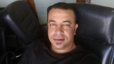 السائق المصري وليد عزب