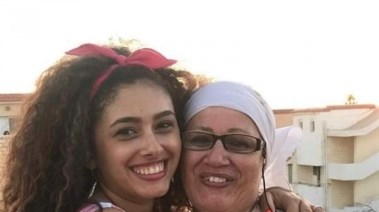 الفنانة ريم أحمد ووالدتها الراحلة فاتن الراعي