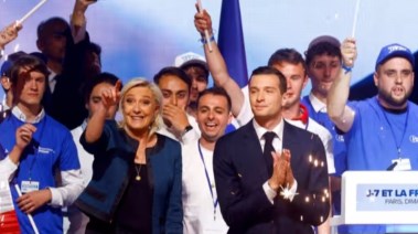 مارين لوبان زعيمة حزب التجمع الوطني اليميني المتطرف بفرنسا 