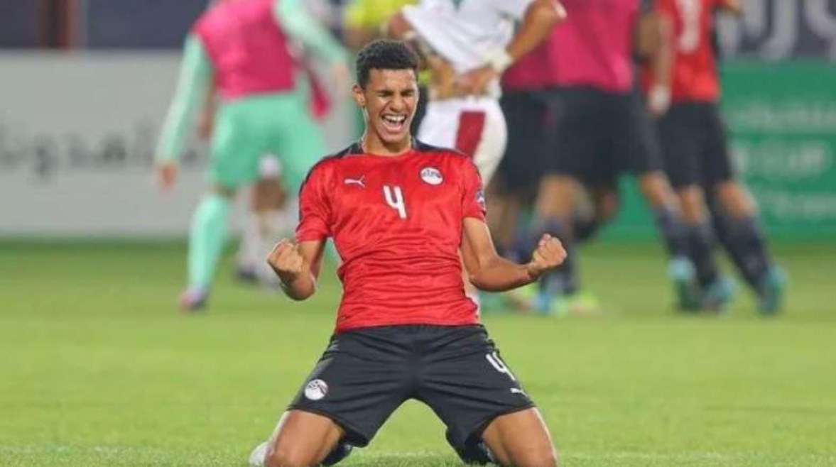 إياد العسقلاني مع منتخب الشباب 