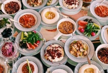 أطباق عربية متنوعة