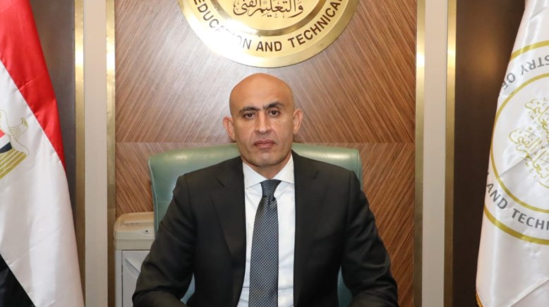 وزير التربية والتعليم والتعليم الفني الدكتور محمد عبد اللطيف