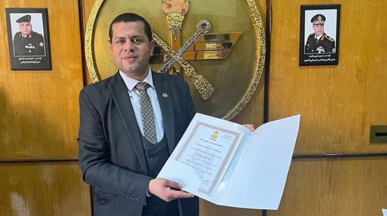 أحمد رفاعي الفائز بجائزة أفضل بحث في الصين