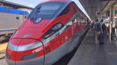 تعطيل نظام القطارات السريعة في فرنسا