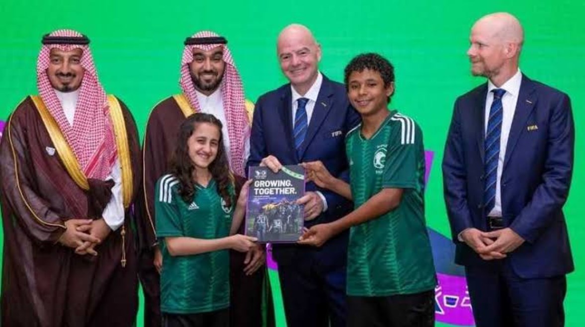 الملف السعودي لاستضافة كأس العالم 