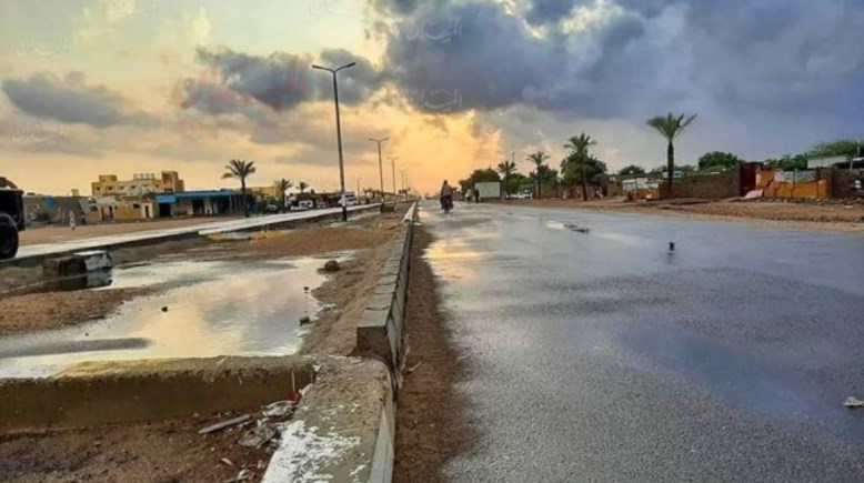 سقوط أمطار خفيفة جنوب البحر الأحمر 