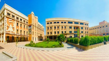 جامعة الأهرام الكندية