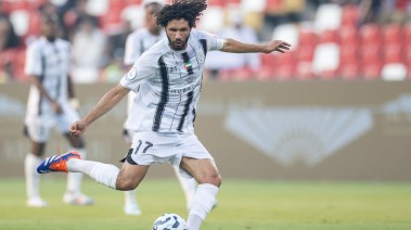 اللاعب محمد النني 