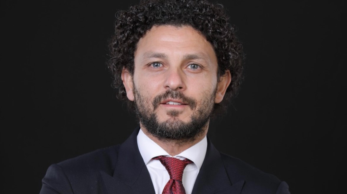 حسام غالي