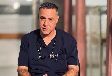 الدكتور حسام أبو صفية