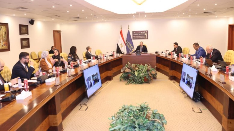 اجتماع الوزير مع أعضاء لجنة حماية حقوق مستخدمي خدمات الاتصالات