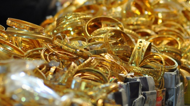 مشغولات ذهبية مشغولات ذهبية