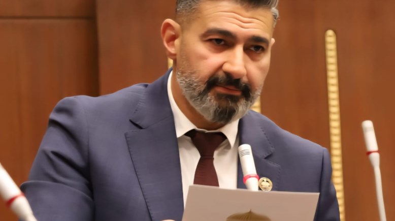 الفنان والنائب ياسر جلال الفنان والنائب ياسر جلال