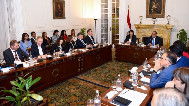 وزير الخارجية يستقبل الوفد الأممي