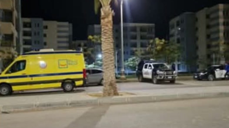 سيارة الإسعاف في مكان الحادث
