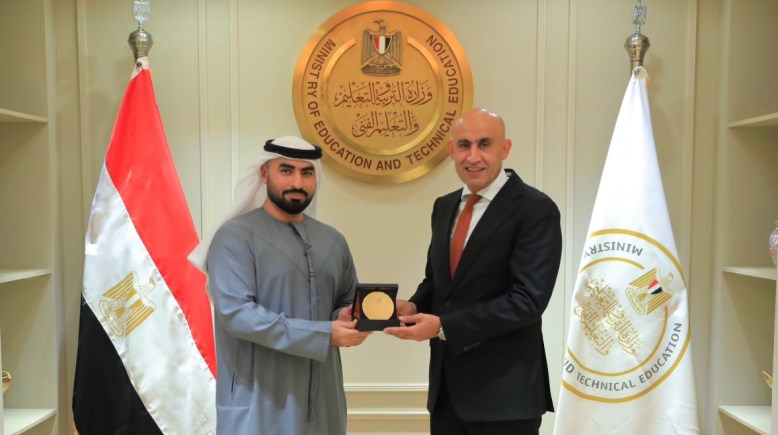 وزير التربية والتعليم والأمين العام للمدرسة الرقمية  وزير التربية والتعليم والأمين العام للمدرسة الرقمية