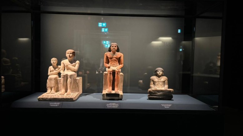 معرض كنوز الفراعنة