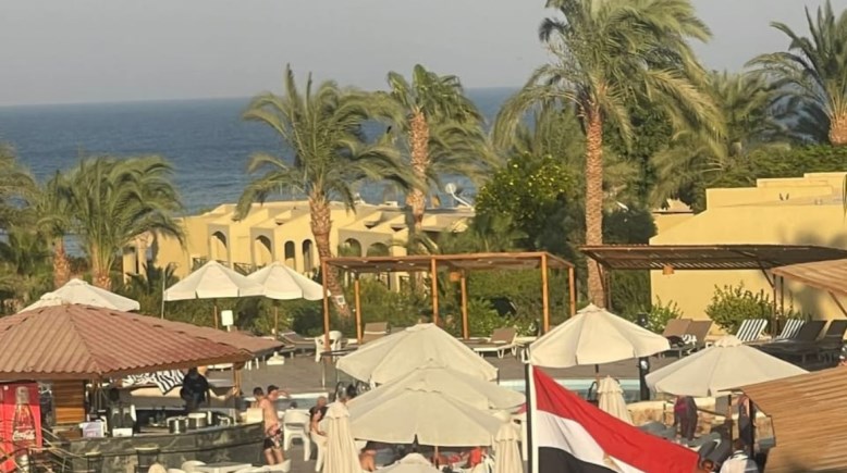 رواج في مطار مرسى علم 