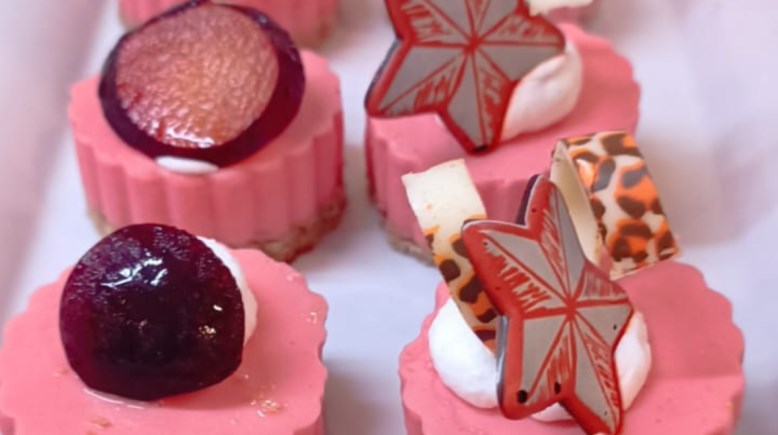 جانب من الحدث 